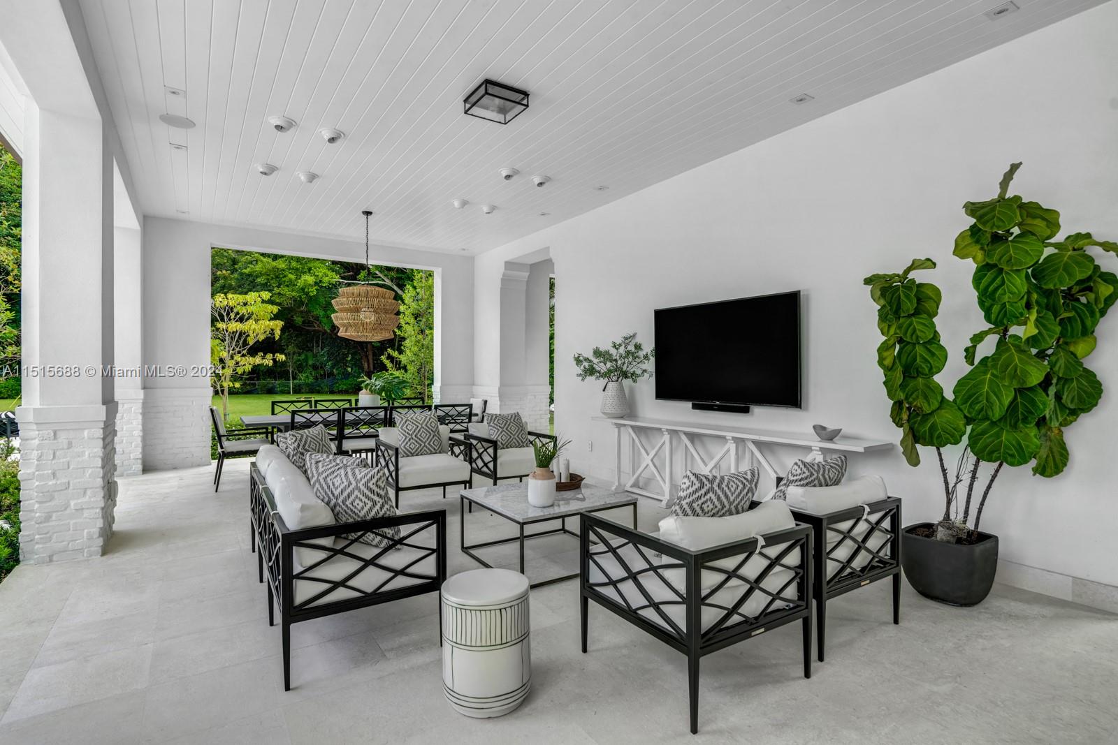 8840 61st Ct, Pinecrest, FL, 33156 United States, 7 Bedrooms Bedrooms, ,7 BathroomsBathrooms,Residential,For Sale,61st Ct,A11515688