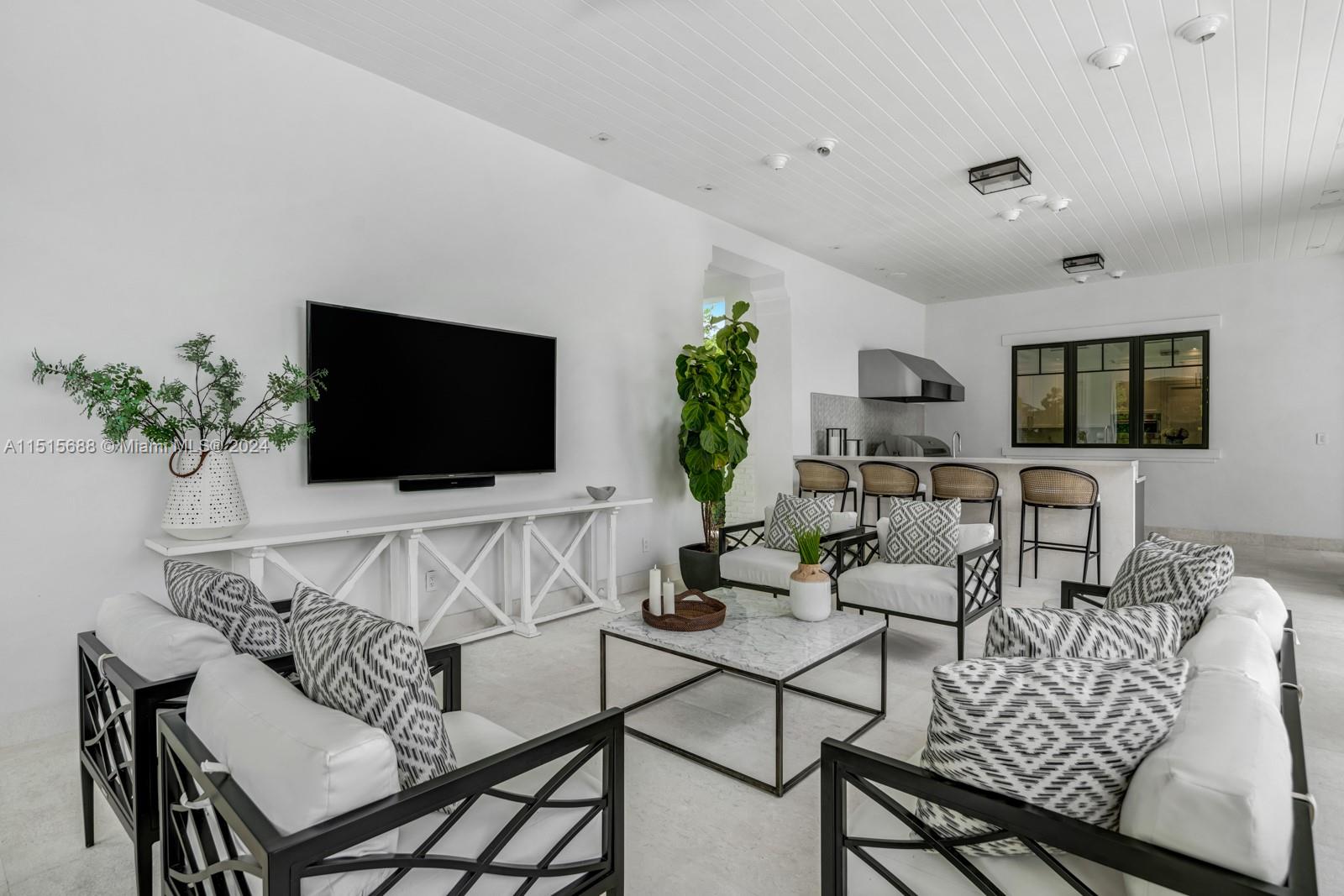 8840 61st Ct, Pinecrest, FL, 33156 United States, 7 Bedrooms Bedrooms, ,7 BathroomsBathrooms,Residential,For Sale,61st Ct,A11515688