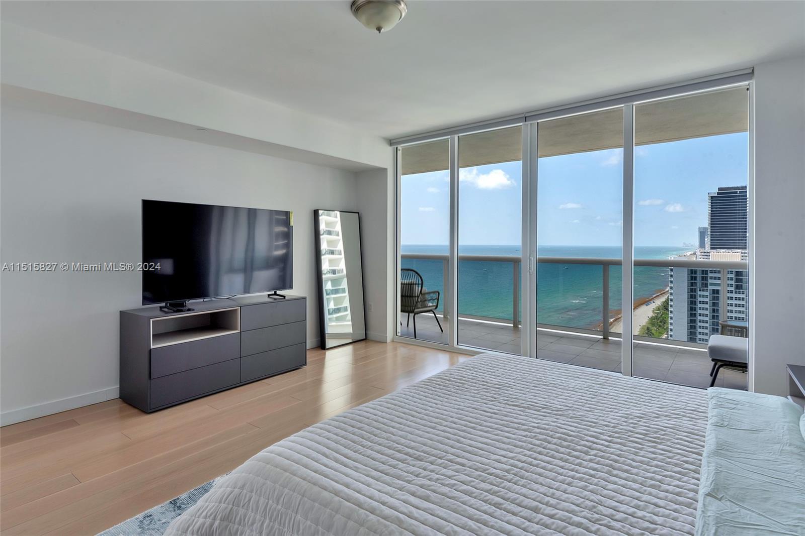 1830 S Ocean Dr 2602, Hallandale Beach, Florida 33009, 3 Bedrooms Bedrooms, ,3 BathroomsBathrooms,Residentiallease,For Rent,1830 S Ocean Dr 2602,A11515827