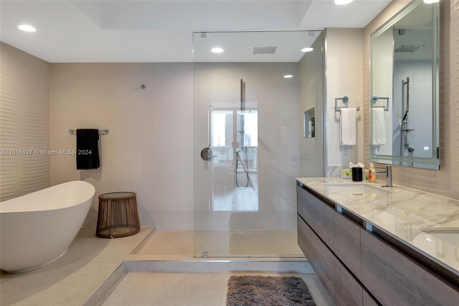 1830 S Ocean Dr 2602, Hallandale Beach, Florida 33009, 3 Bedrooms Bedrooms, ,3 BathroomsBathrooms,Residentiallease,For Rent,1830 S Ocean Dr 2602,A11515827