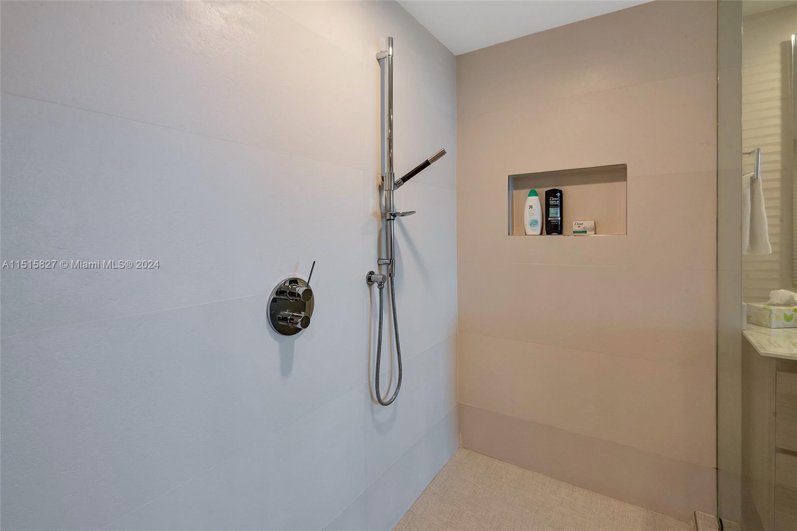 1830 S Ocean Dr 2602, Hallandale Beach, Florida 33009, 3 Bedrooms Bedrooms, ,3 BathroomsBathrooms,Residentiallease,For Rent,1830 S Ocean Dr 2602,A11515827