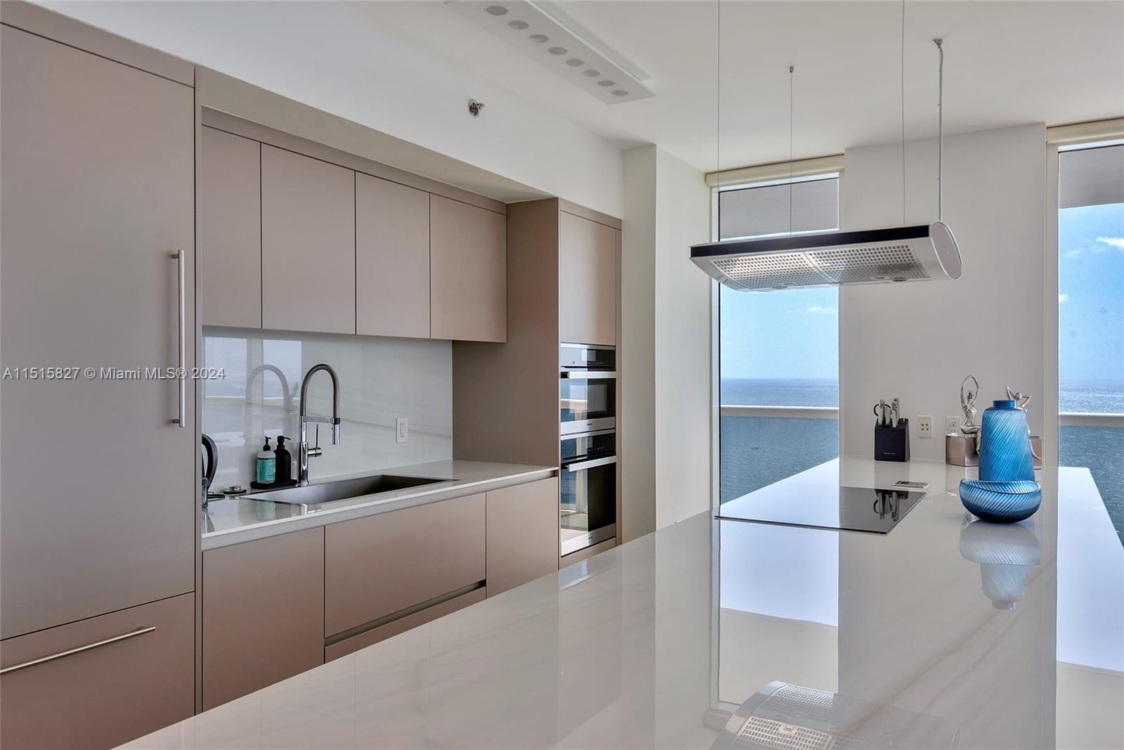 1830 S Ocean Dr 2602, Hallandale Beach, Florida 33009, 3 Bedrooms Bedrooms, ,3 BathroomsBathrooms,Residentiallease,For Rent,1830 S Ocean Dr 2602,A11515827