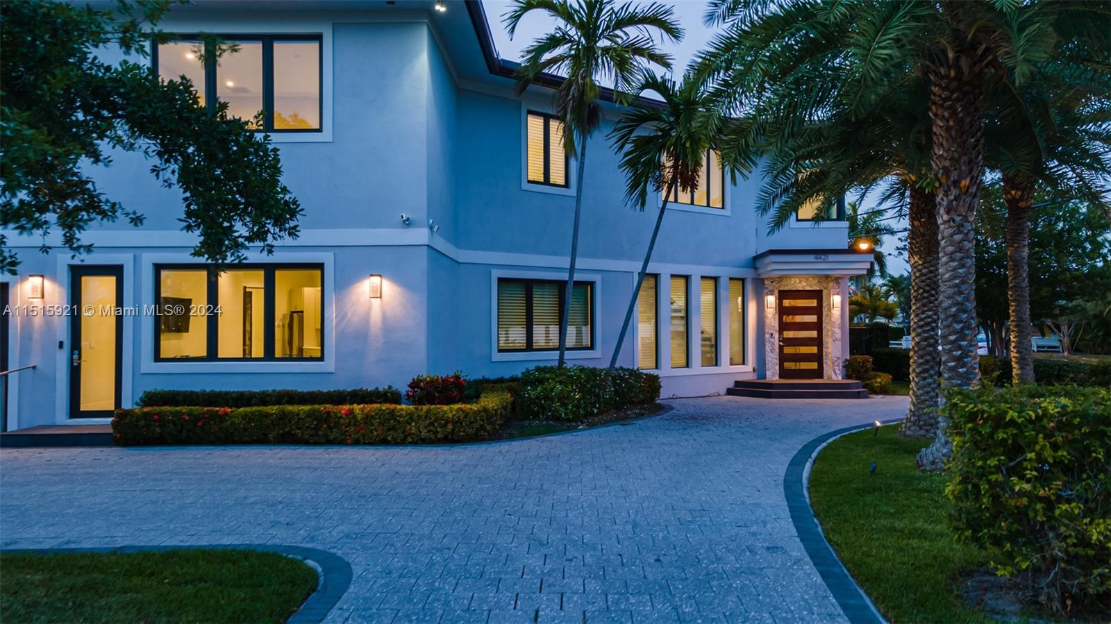 4421 Seagrape Dr, Lauderdale By The Sea, FL, 33308 United States, 8 Bedrooms Bedrooms, ,6 BathroomsBathrooms,Residential,For Sale,Seagrape Dr,A11515921