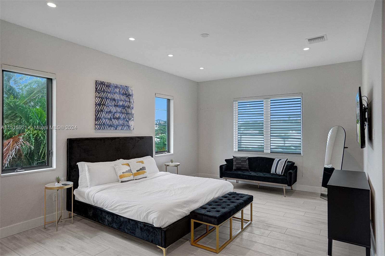 4421 Seagrape Dr, Lauderdale By The Sea, FL, 33308 United States, 8 Bedrooms Bedrooms, ,6 BathroomsBathrooms,Residential,For Sale,Seagrape Dr,A11515921