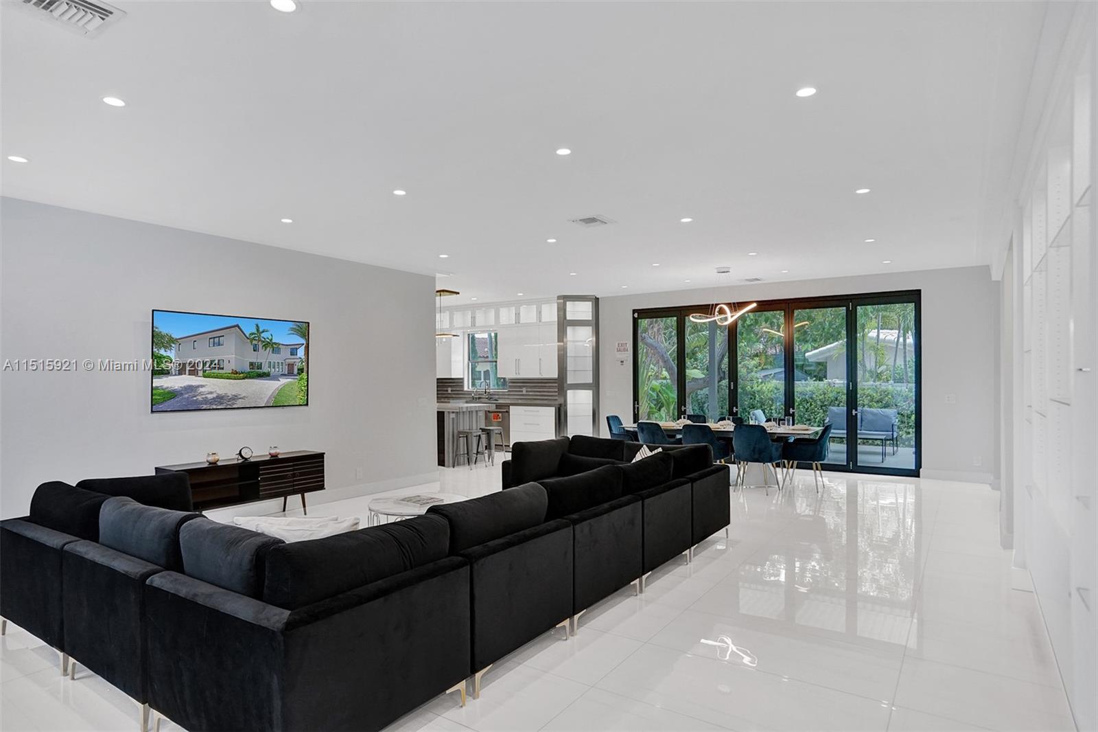 4421 Seagrape Dr, Lauderdale By The Sea, FL, 33308 United States, 8 Bedrooms Bedrooms, ,6 BathroomsBathrooms,Residential,For Sale,Seagrape Dr,A11515921