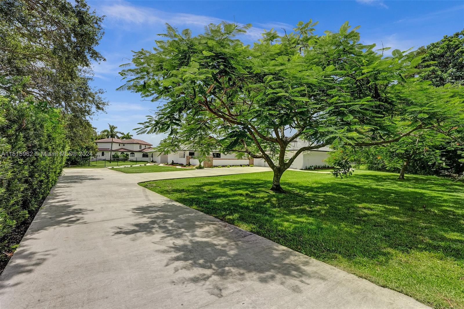 12100 NW 6th St  For Sale A11515962, FL
