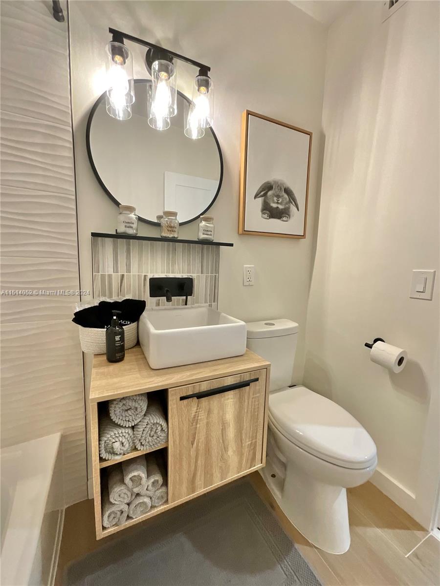 1114 19th St, Fort Lauderdale, FL, 33315 United States, 3 Bedrooms Bedrooms, ,2 BathroomsBathrooms,Residential,For Sale,19th St,A11514052