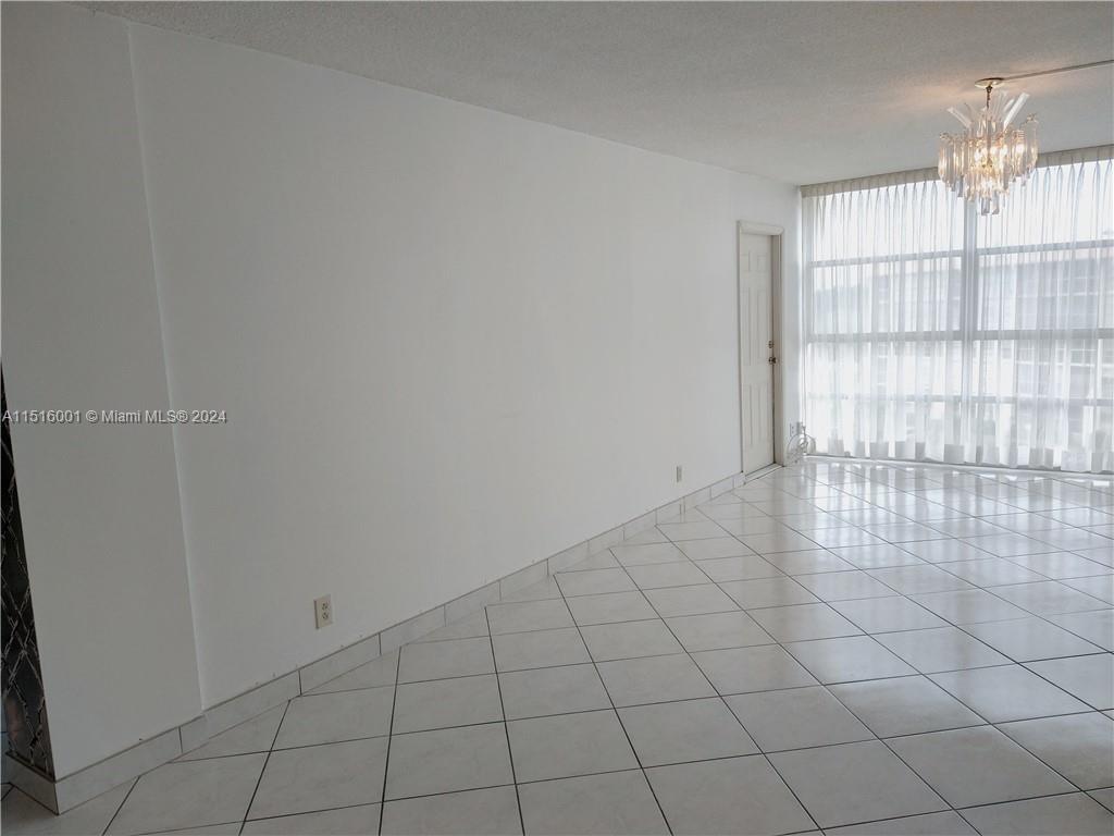 601 Three Islands Blvd 517, Hallandale Beach, Florida 33009, 2 Bedrooms Bedrooms, ,2 BathroomsBathrooms,Residentiallease,For Rent,601 Three Islands Blvd 517,A11516001