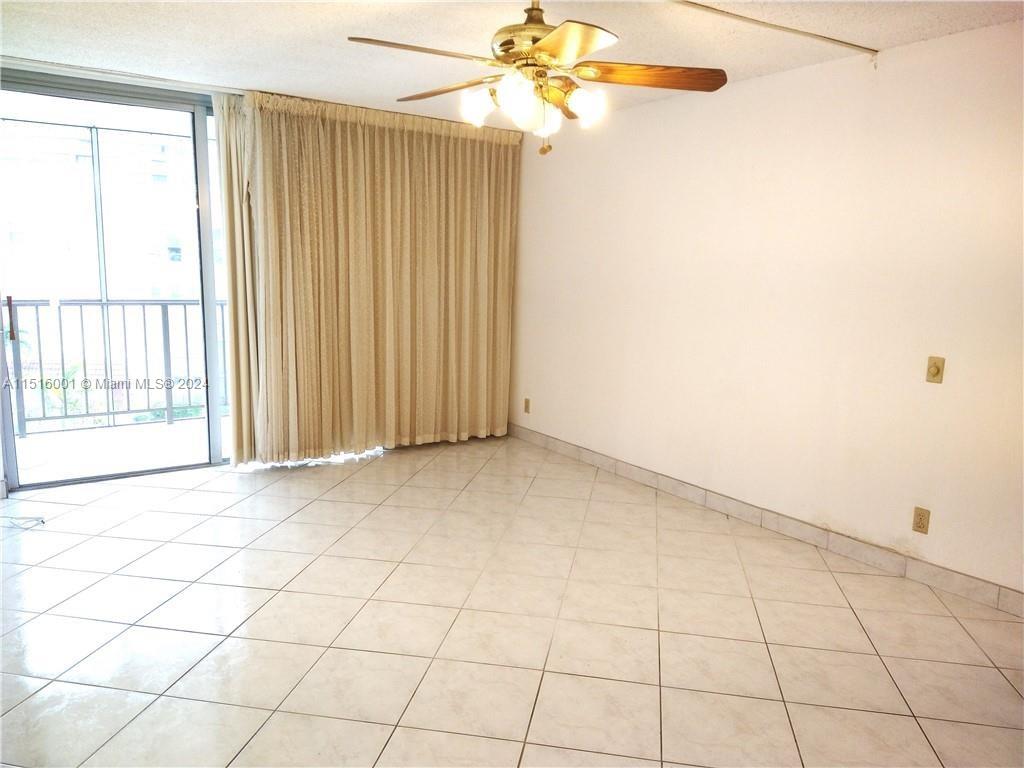 601 Three Islands Blvd 517, Hallandale Beach, Florida 33009, 2 Bedrooms Bedrooms, ,2 BathroomsBathrooms,Residentiallease,For Rent,601 Three Islands Blvd 517,A11516001
