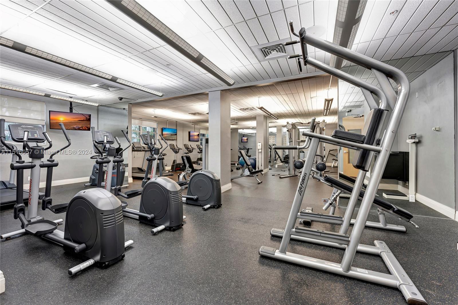 3901 S Ocean Dr 12X, Hollywood, Florida 33019, 2 Bedrooms Bedrooms, ,2 BathroomsBathrooms,Residential,For Sale,3901 S Ocean Dr 12X,A11516057