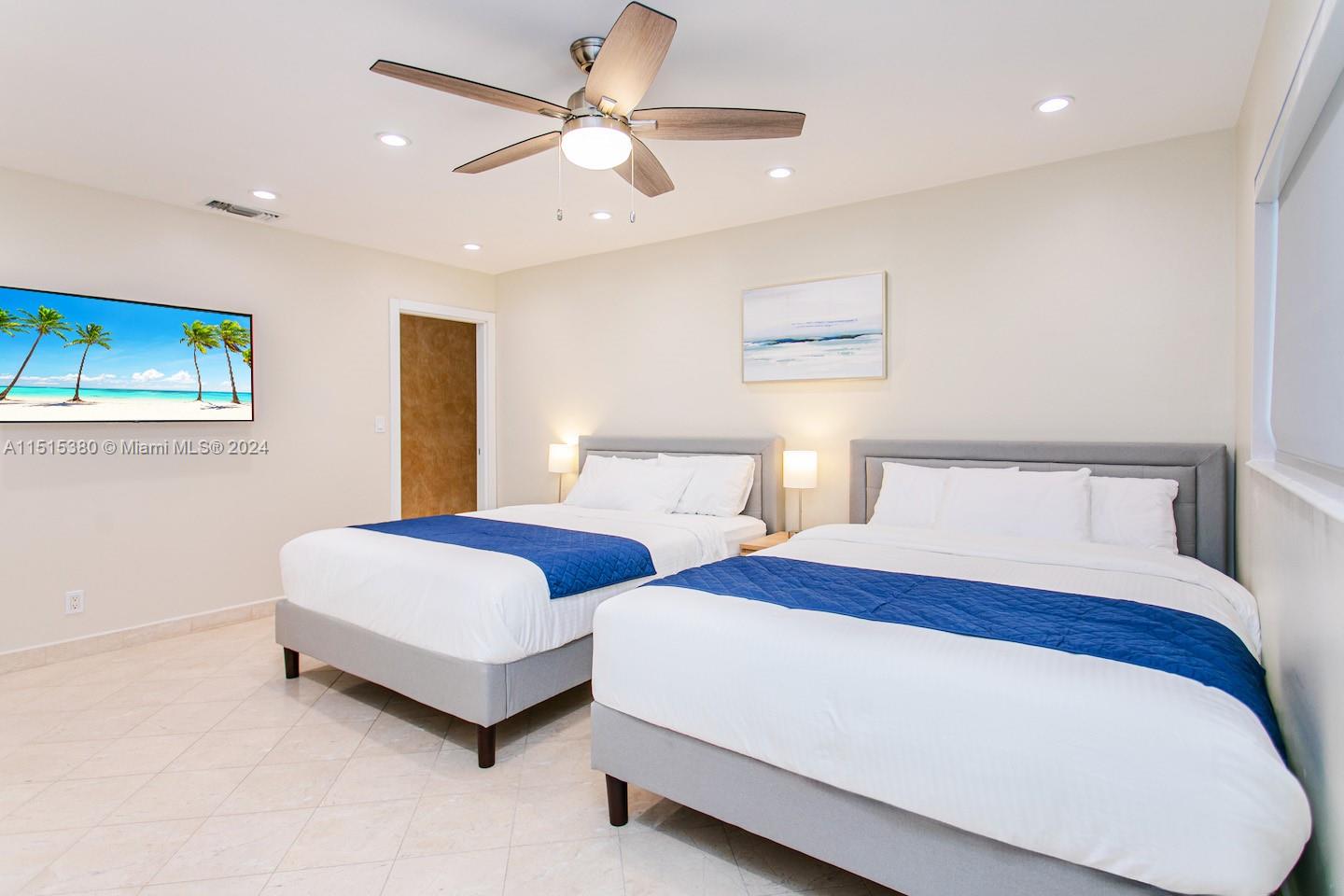 1045 Hollywood Blvd, Hollywood, Florida 33019, 3 Bedrooms Bedrooms, ,2 BathroomsBathrooms,Residential,For Sale,1045 Hollywood Blvd,A11515380