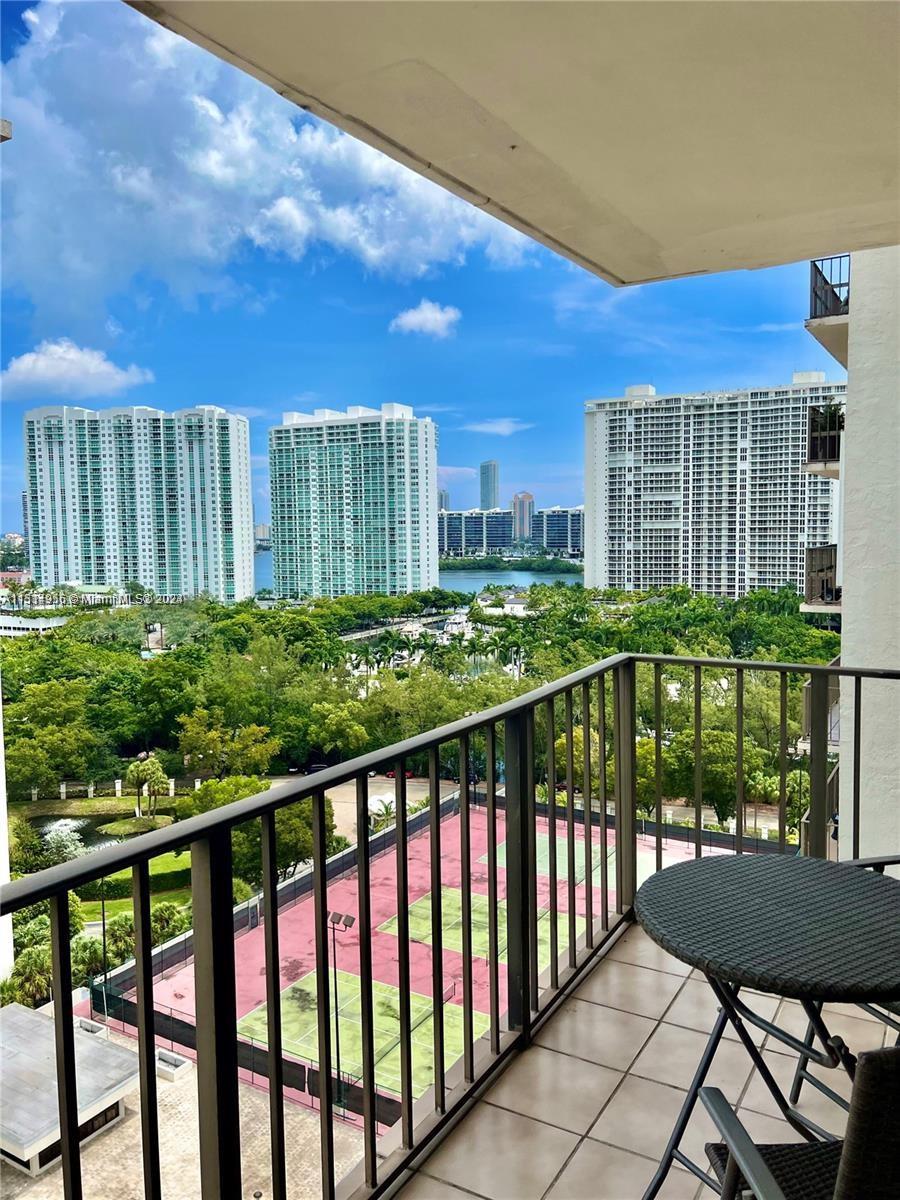 18151 NE 31st Ct 1404, Aventura, Florida 33160, 2 Bedrooms Bedrooms, ,2 BathroomsBathrooms,Residentiallease,For Rent,18151 NE 31st Ct 1404,A11514956