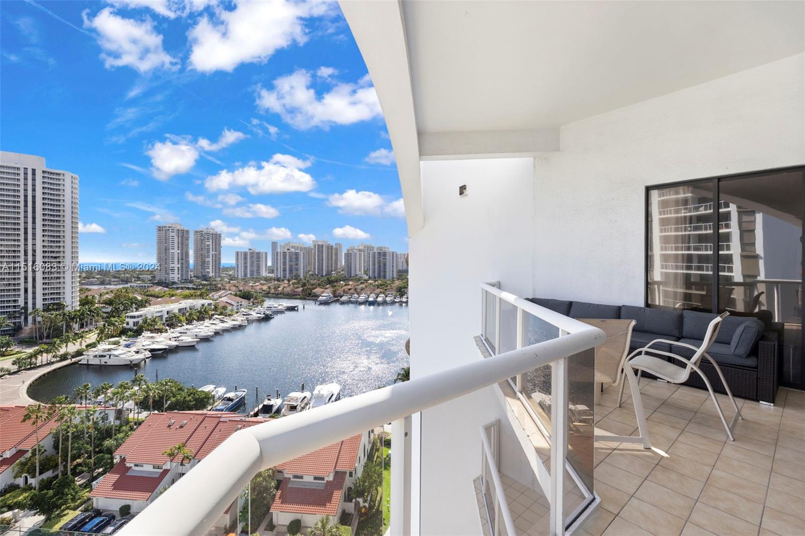 3610  Yacht Club Dr #1504 For Sale A11516083, FL