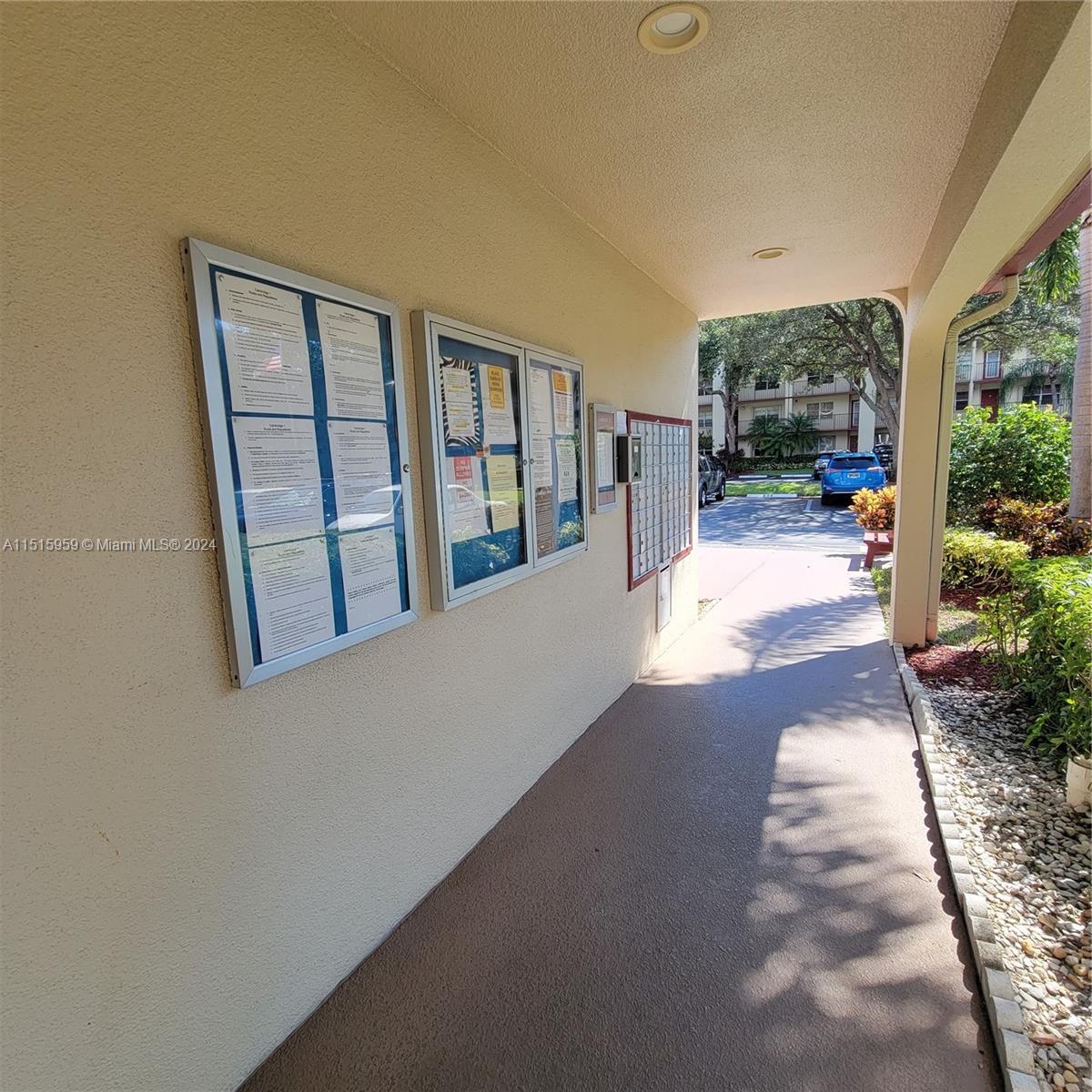 1001 128th Ter, Pembroke Pines, FL, 33027 United States, 1 Bedroom Bedrooms, ,1 BathroomBathrooms,Residential,For Sale,128th Ter,A11515959