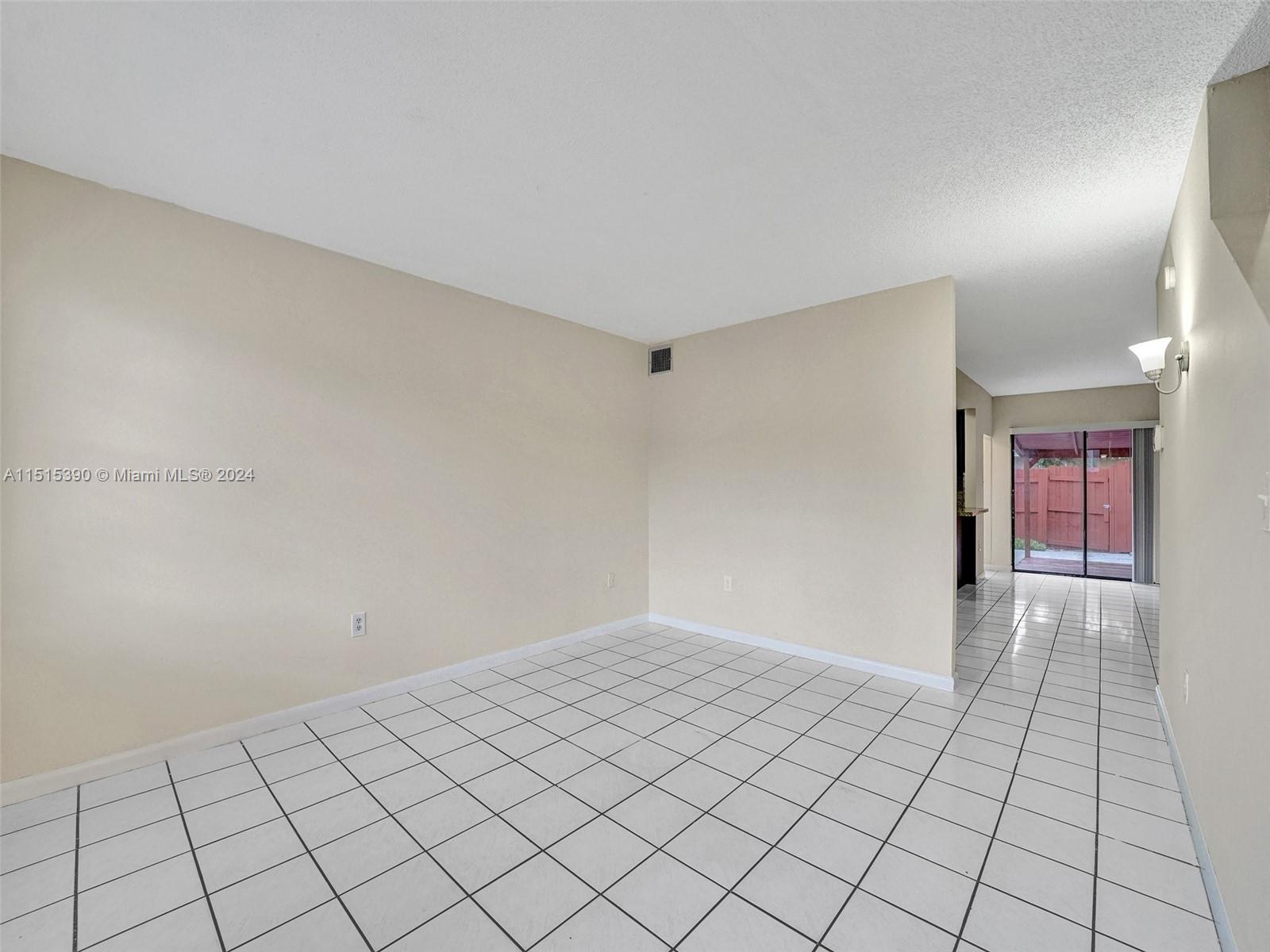 3688 SW 59th Ave 12, Davie, Florida 33314, 2 Bedrooms Bedrooms, ,1 BathroomBathrooms,Residentiallease,For Rent,3688 SW 59th Ave 12,A11515390