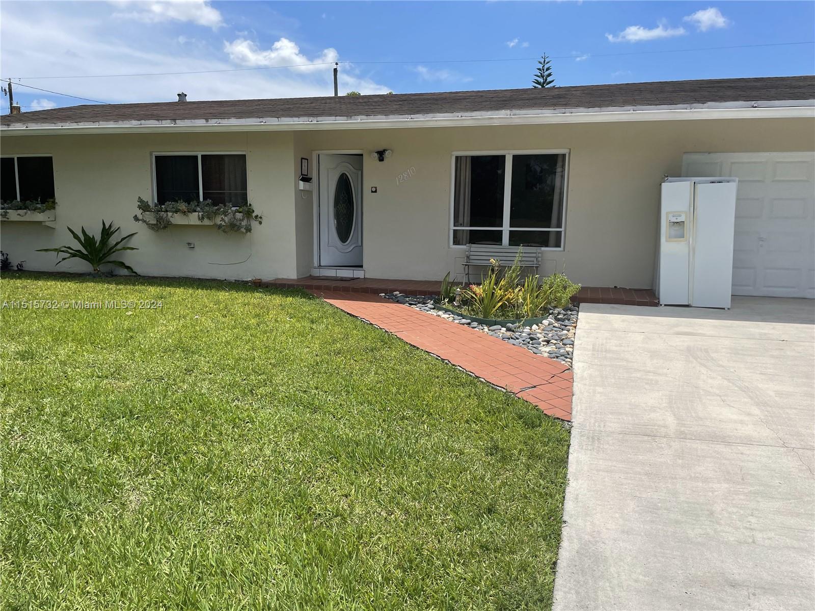 12810 SW 18th St  For Sale A11515732, FL