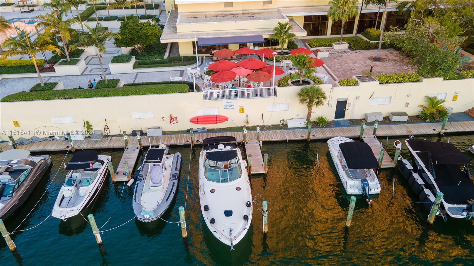 5600 Collins Ave 6P, Miami Beach, Florida 33140, 2 Bedrooms Bedrooms, ,2 BathroomsBathrooms,Residentiallease,For Rent,5600 Collins Ave 6P,A11515411