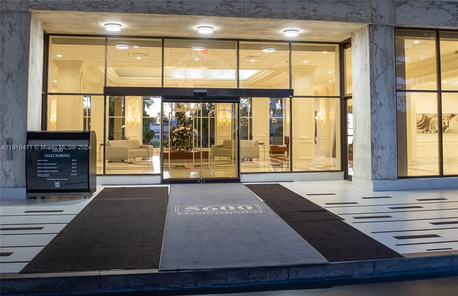 5600 Collins Ave 6P, Miami Beach, Florida 33140, 2 Bedrooms Bedrooms, ,2 BathroomsBathrooms,Residentiallease,For Rent,5600 Collins Ave 6P,A11515411