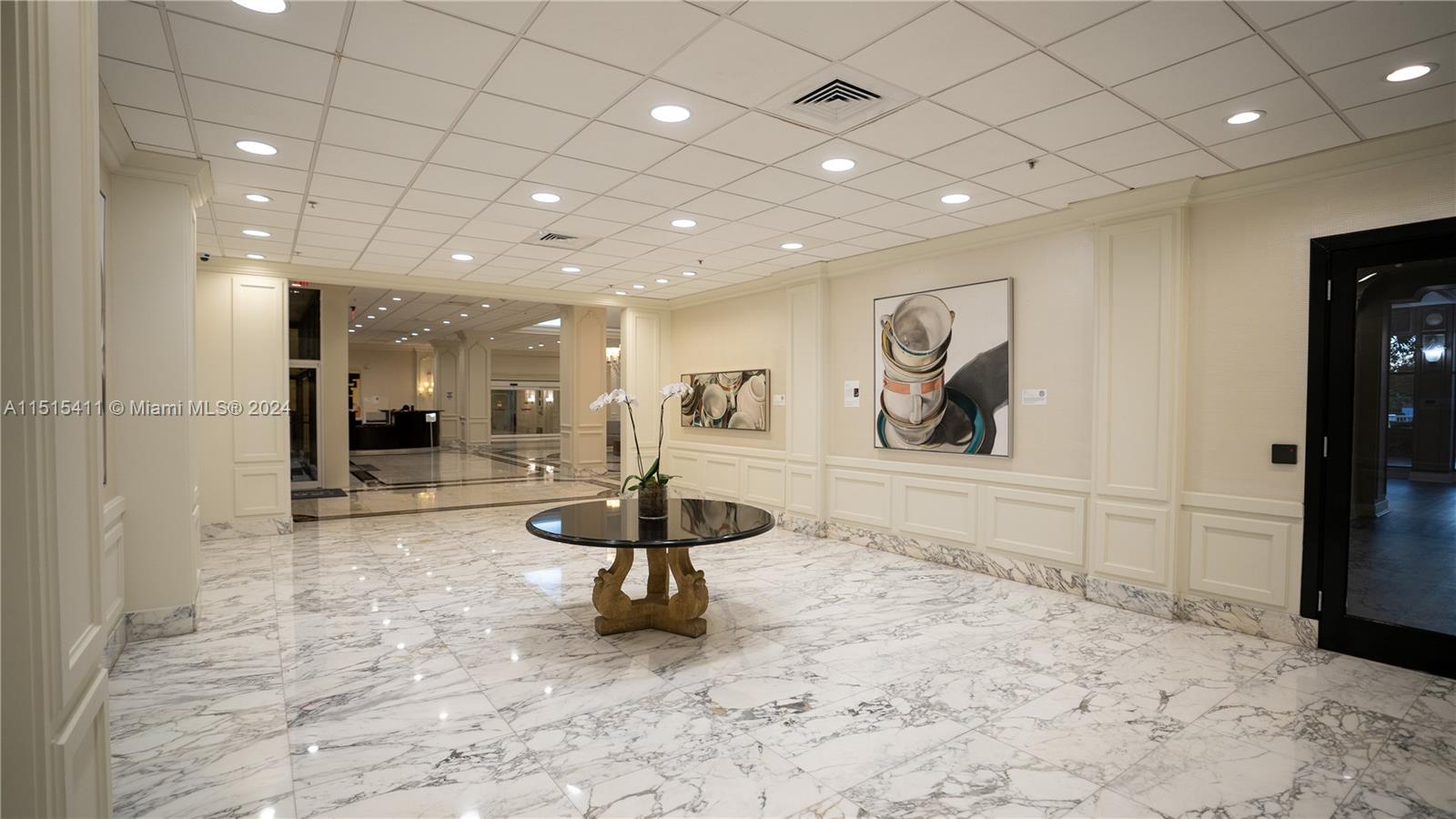 5600 Collins Ave 6P, Miami Beach, Florida 33140, 2 Bedrooms Bedrooms, ,2 BathroomsBathrooms,Residentiallease,For Rent,5600 Collins Ave 6P,A11515411