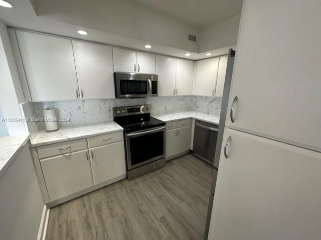 5600 Collins Ave 6P, Miami Beach, Florida 33140, 2 Bedrooms Bedrooms, ,2 BathroomsBathrooms,Residentiallease,For Rent,5600 Collins Ave 6P,A11515411