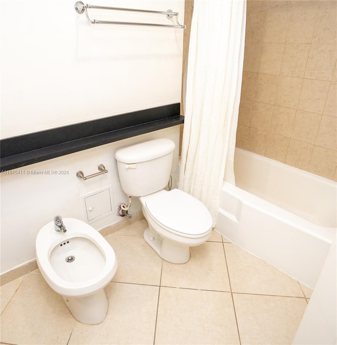 5600 Collins Ave 6P, Miami Beach, Florida 33140, 2 Bedrooms Bedrooms, ,2 BathroomsBathrooms,Residentiallease,For Rent,5600 Collins Ave 6P,A11515411