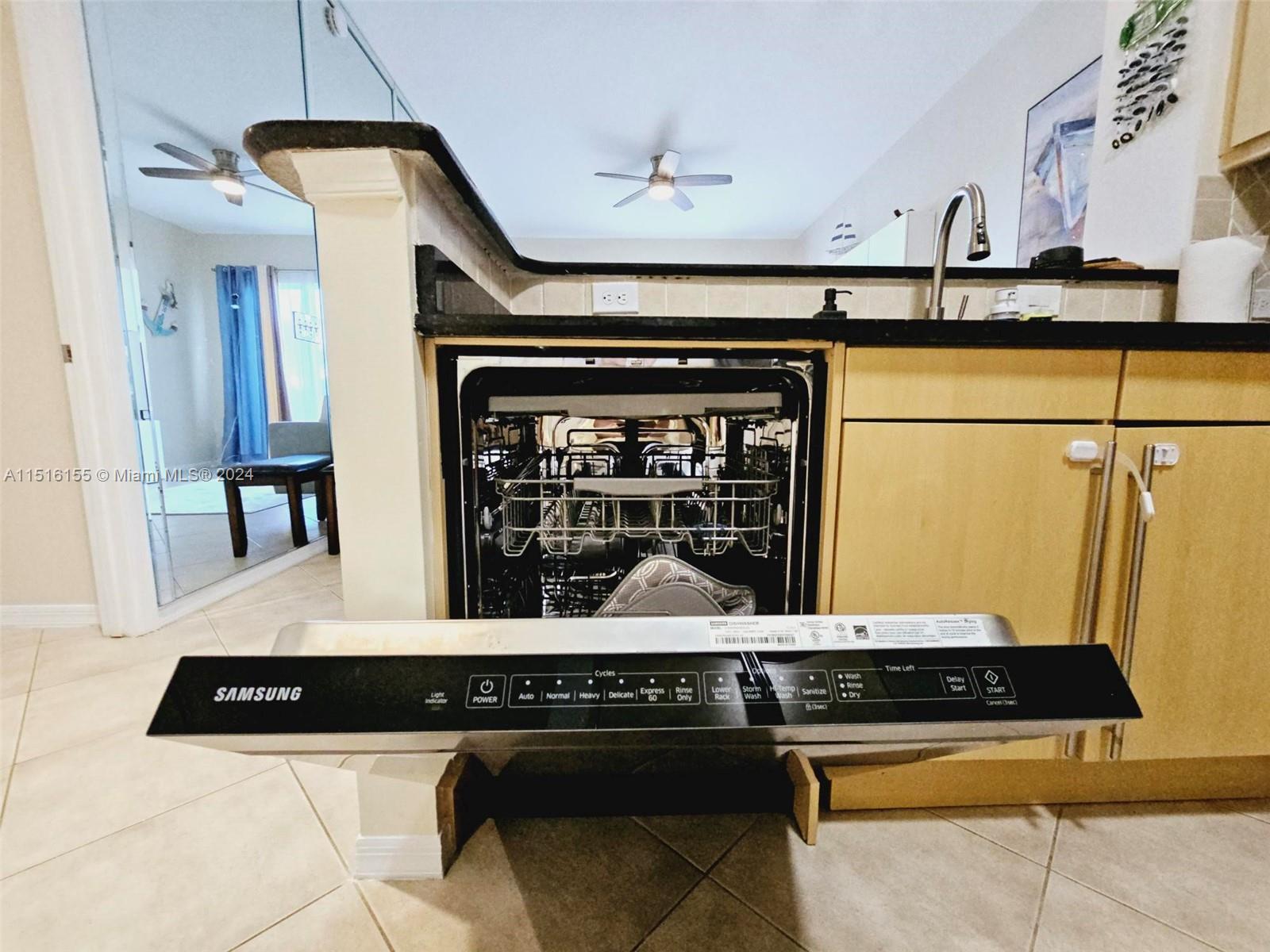 2080 S Ocean Dr 104 SHORT TERM, Hallandale Beach, Florida 33009, 1 Bedroom Bedrooms, ,1 BathroomBathrooms,Residentiallease,For Rent,2080 S Ocean Dr 104 SHORT TERM,A11516155