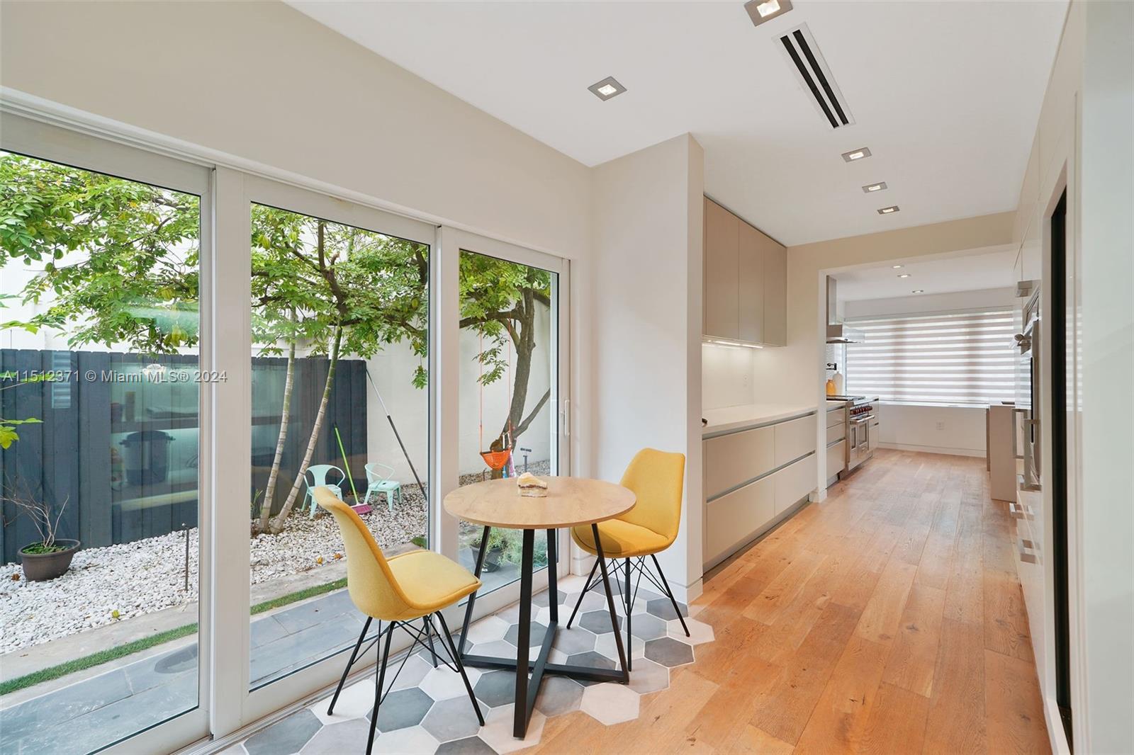 4361 Royal Palm Ave, Miami Beach, Florida 33140, 5 Bedrooms Bedrooms, ,4 BathroomsBathrooms,Residentiallease,For Rent,4361 Royal Palm Ave,A11512371