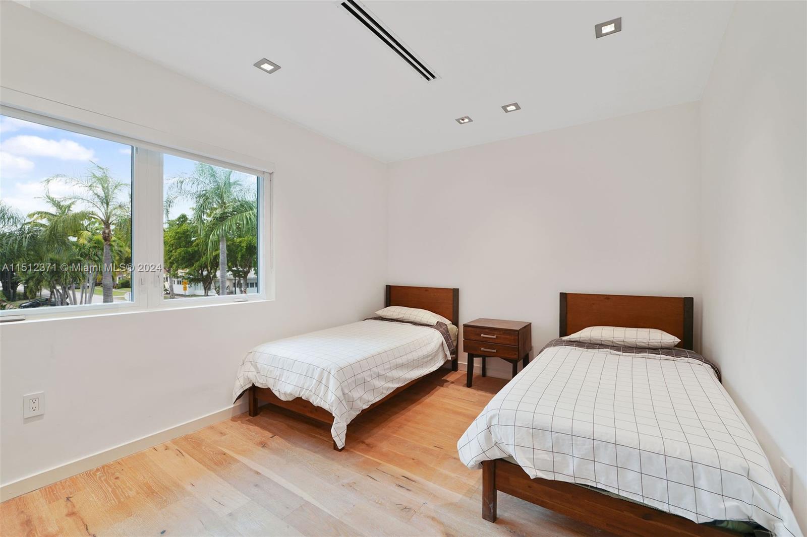 4361 Royal Palm Ave, Miami Beach, Florida 33140, 5 Bedrooms Bedrooms, ,4 BathroomsBathrooms,Residentiallease,For Rent,4361 Royal Palm Ave,A11512371