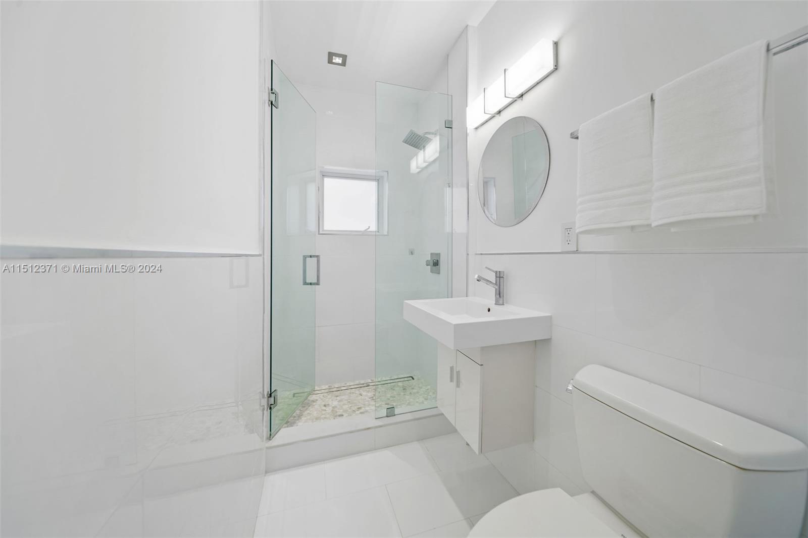 4361 Royal Palm Ave, Miami Beach, Florida 33140, 5 Bedrooms Bedrooms, ,4 BathroomsBathrooms,Residentiallease,For Rent,4361 Royal Palm Ave,A11512371