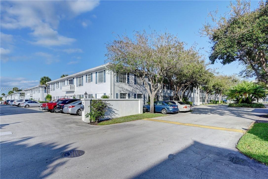 2251 66th St, Fort Lauderdale, FL, 33308 United States, 2 Bedrooms Bedrooms, ,1 BathroomBathrooms,Residential,For Sale,66th St,A11513398