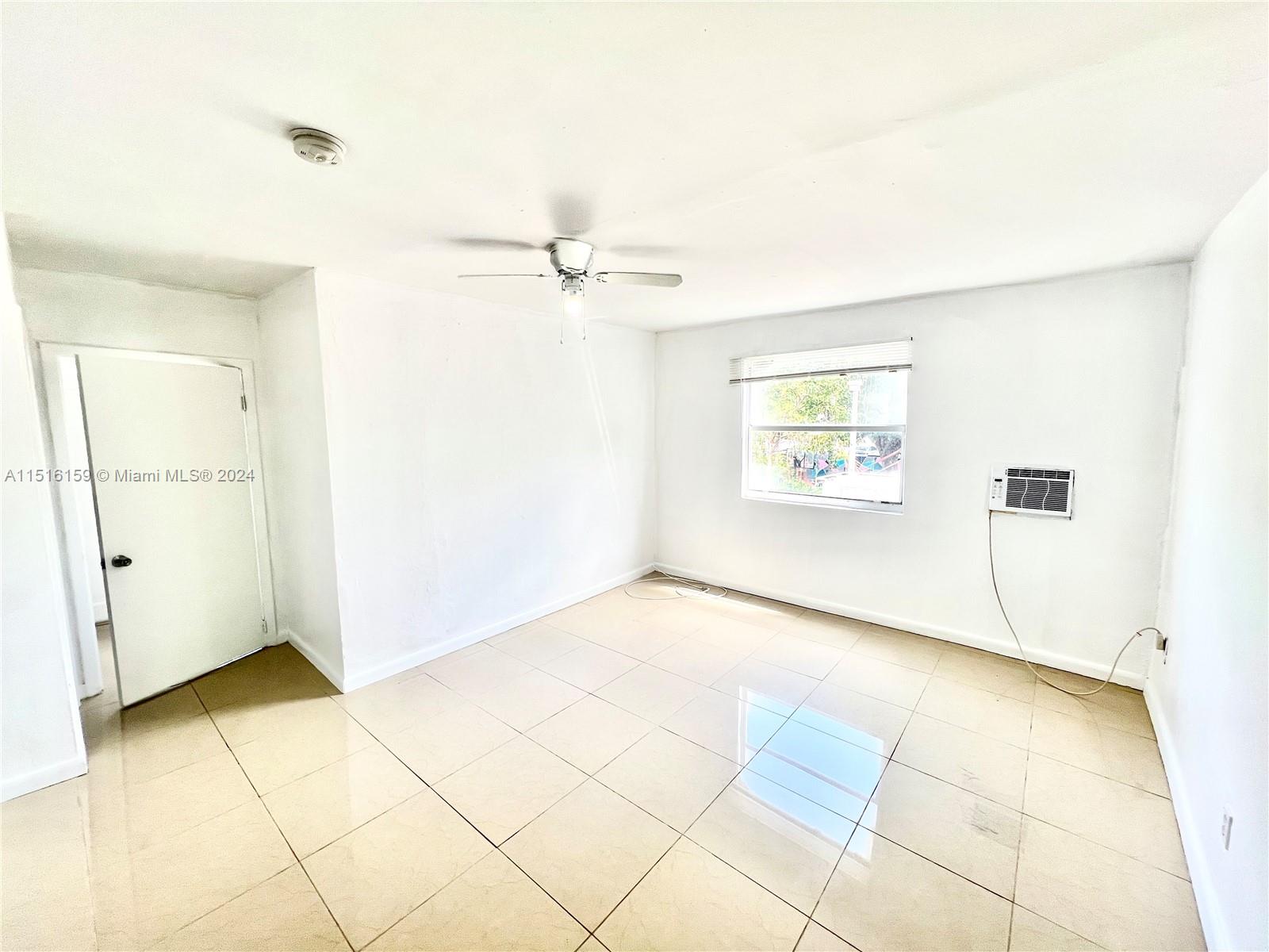 550 NW 30th St 3, Miami, Florida 33127, 1 Bedroom Bedrooms, ,1 BathroomBathrooms,Residentiallease,For Rent,550 NW 30th St 3,A11516159