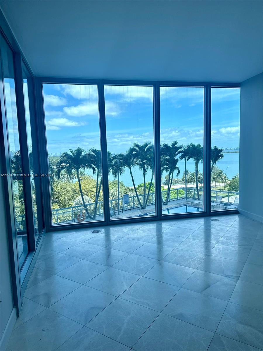 601 NE 36th St 709, Miami, Florida 33137, 2 Bedrooms Bedrooms, ,2 BathroomsBathrooms,Residentiallease,For Rent,601 NE 36th St 709,A11516180