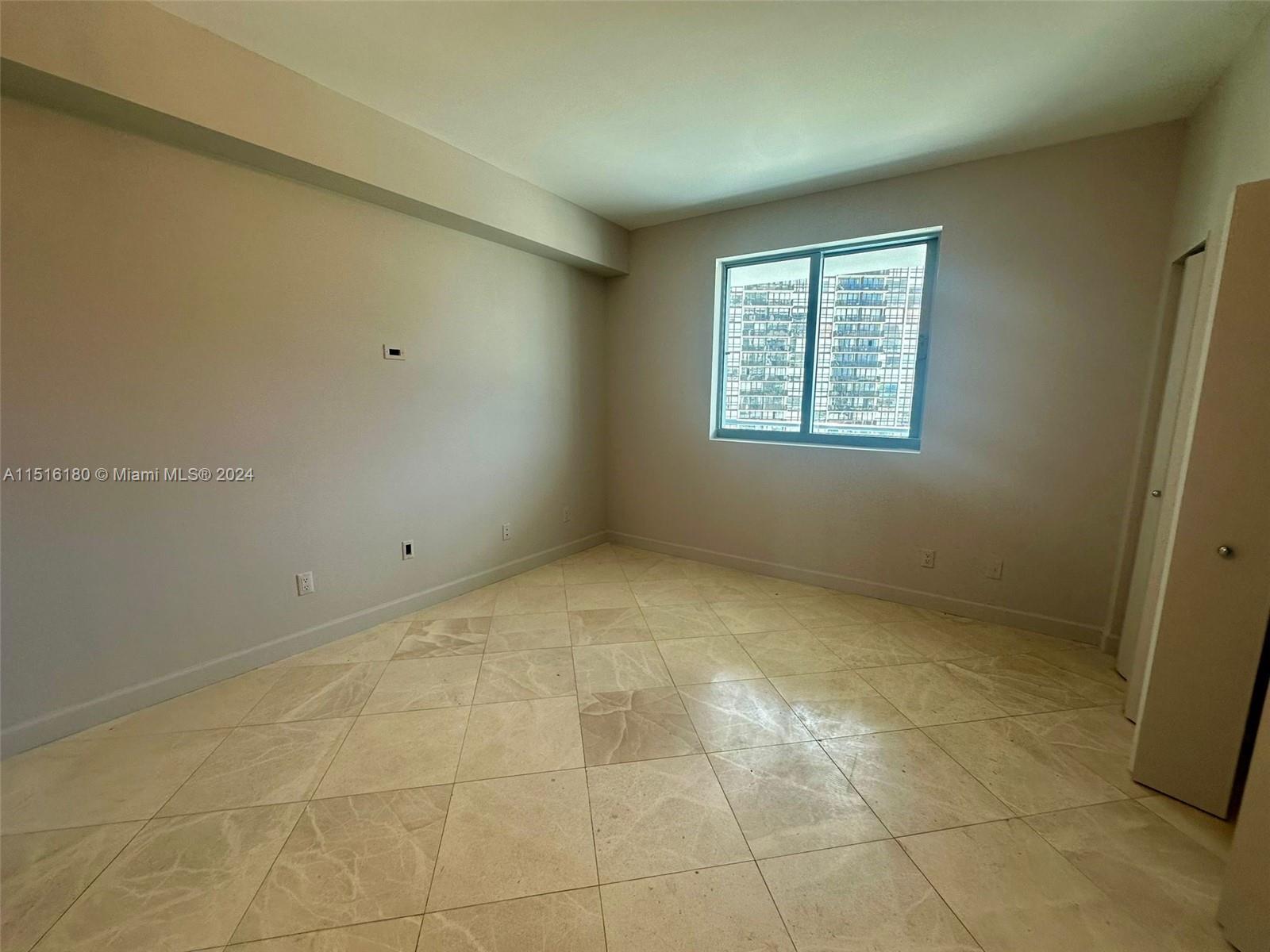 601 NE 36th St 709, Miami, Florida 33137, 2 Bedrooms Bedrooms, ,2 BathroomsBathrooms,Residentiallease,For Rent,601 NE 36th St 709,A11516180