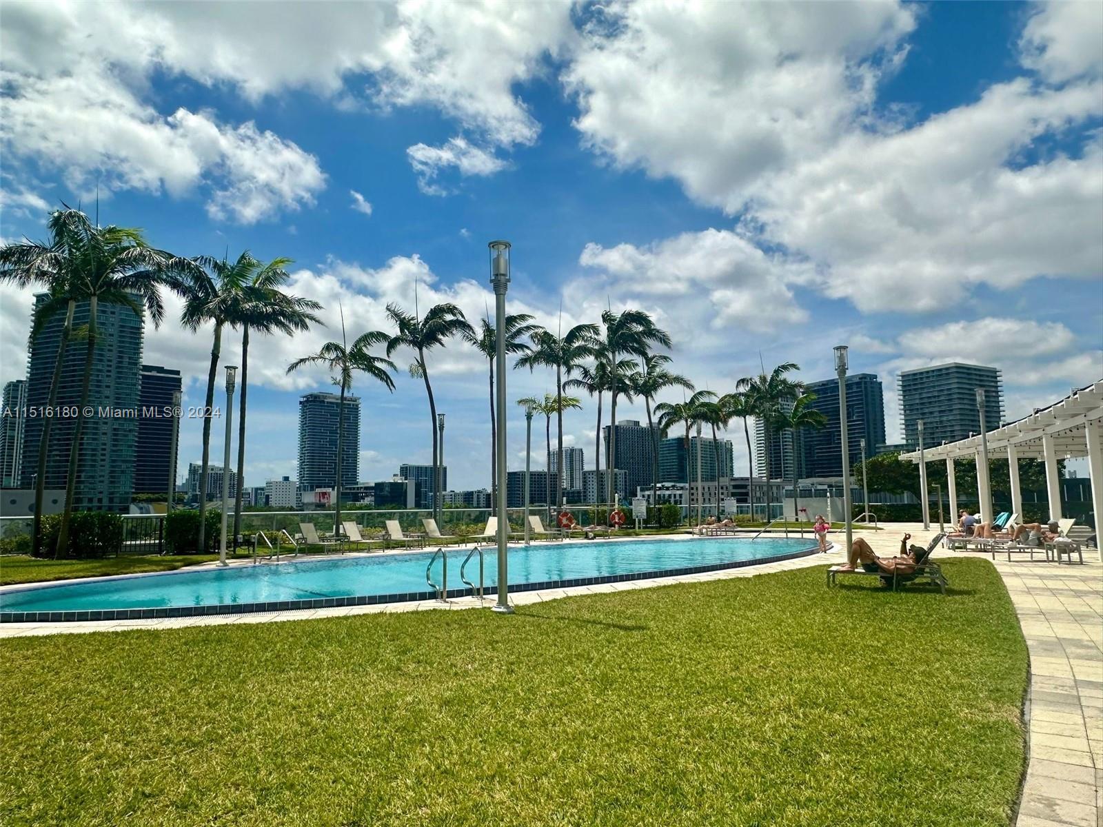 601 NE 36th St 709, Miami, Florida 33137, 2 Bedrooms Bedrooms, ,2 BathroomsBathrooms,Residentiallease,For Rent,601 NE 36th St 709,A11516180