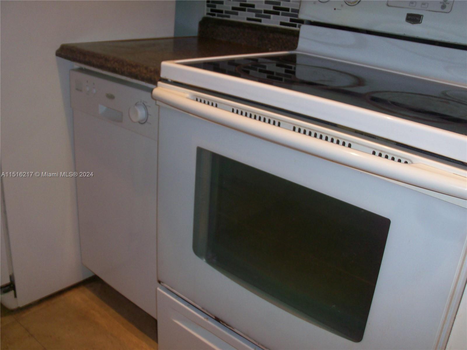 Fort Lauderdale, FL, 33304 United States, 1 Bedroom Bedrooms, ,1 BathroomBathrooms,Residential,For Sale,A11516217
