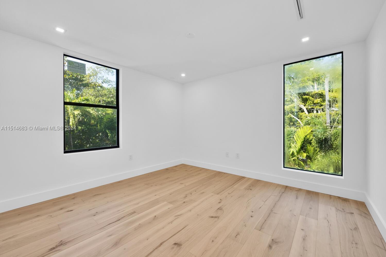 2255 Secoffee Terr, Coconut Grove, FL, 33133 United States, 4 Bedrooms Bedrooms, ,4 BathroomsBathrooms,Residential,For Sale,Secoffee Terr,A11514683