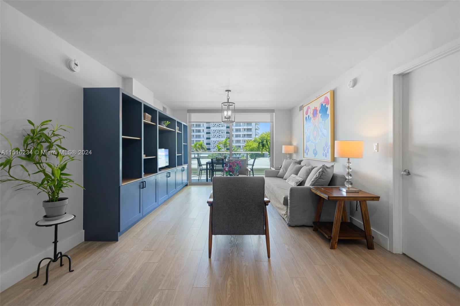 1025 92nd St 406, Bay Harbor Islands, Florida 33154, 3 Bedrooms Bedrooms, ,2 BathroomsBathrooms,Residentiallease,For Rent,1025 92nd St 406,A11516234