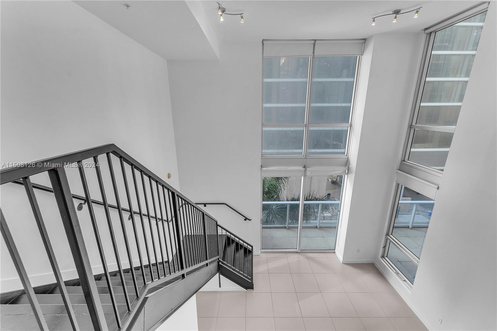 300 S Biscayne Blvd #L-402 For Sale A11508126, FL