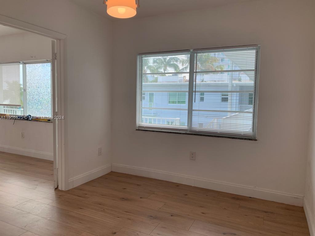 7207 Bay Dr 31, Miami Beach, Florida 33141, 1 Bedroom Bedrooms, ,1 BathroomBathrooms,Residentiallease,For Rent,7207 Bay Dr 31,A11516325