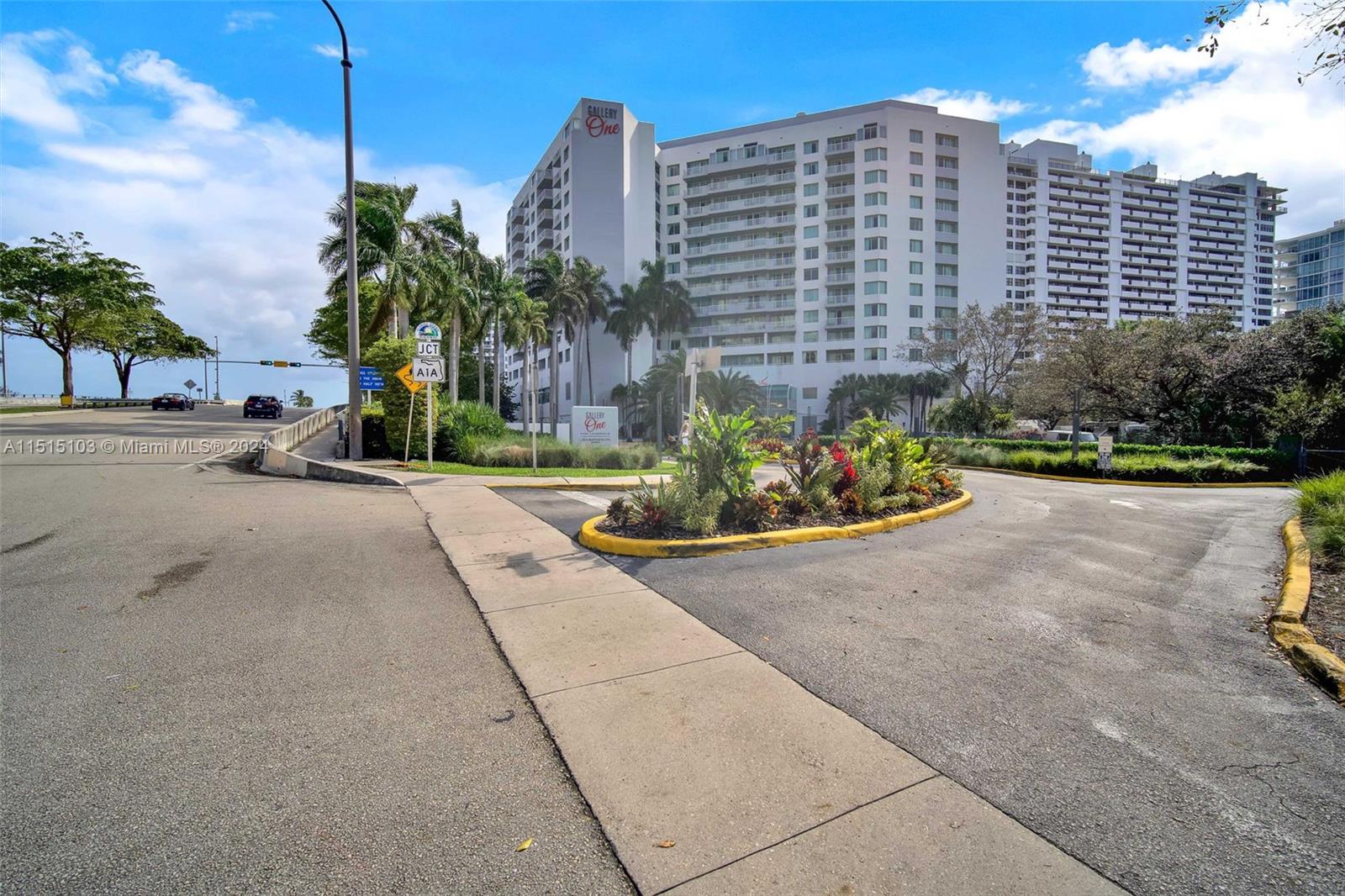 2670 Sunrise Blvd, Fort Lauderdale, FL, 33304 United States, 1 Bedroom Bedrooms, ,1 BathroomBathrooms,Residential,For Sale,Sunrise Blvd,A11515103