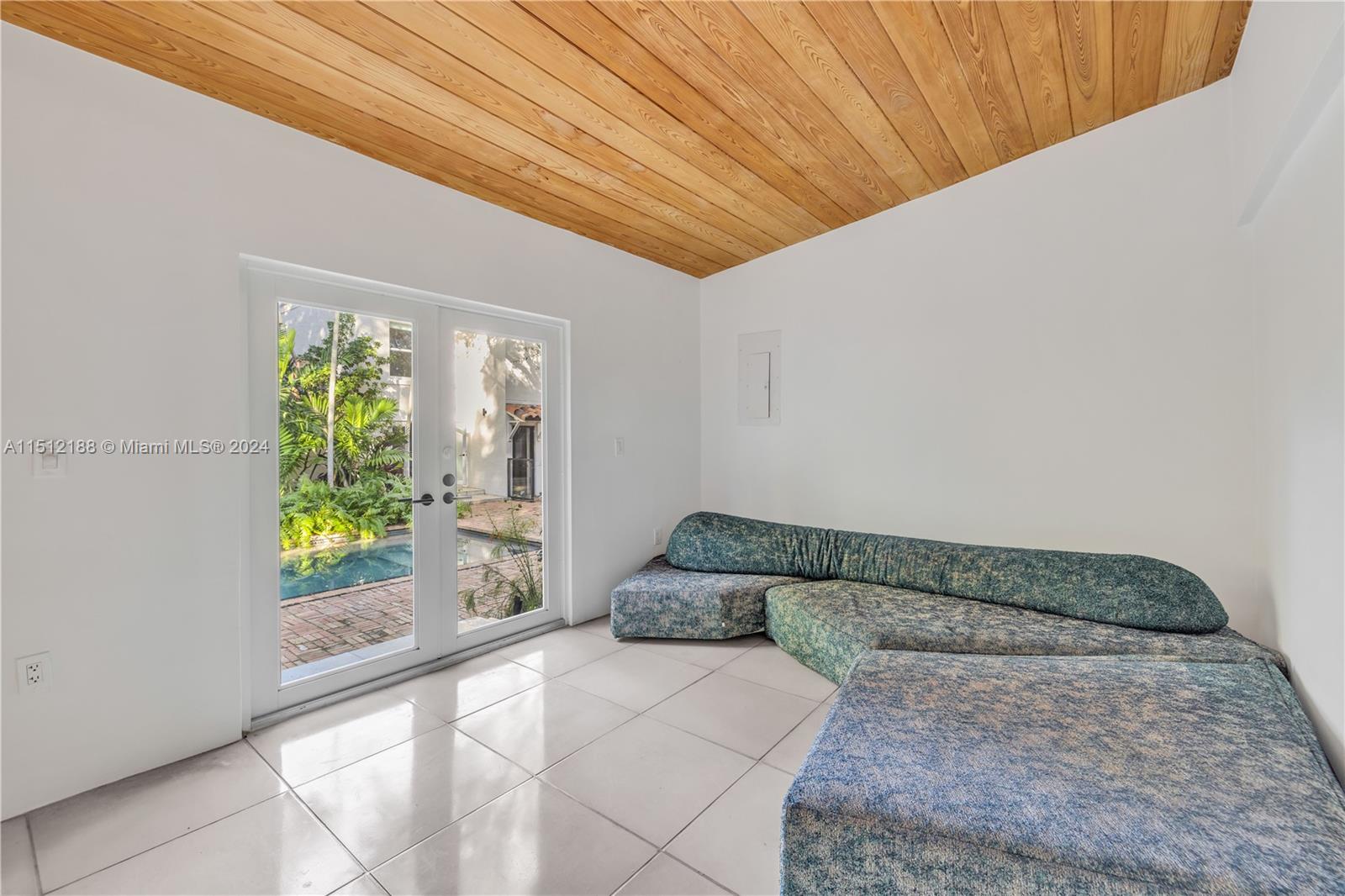 5812 Alton Rd, Miami Beach, FL, 33140 United States, 7 Bedrooms Bedrooms, ,7 BathroomsBathrooms,Residential,For Sale,Alton Rd,A11512188