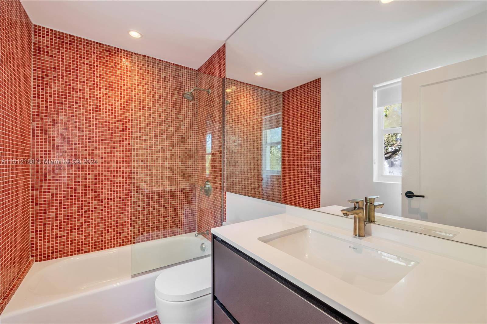 5812 Alton Rd, Miami Beach, FL, 33140 United States, 7 Bedrooms Bedrooms, ,7 BathroomsBathrooms,Residential,For Sale,Alton Rd,A11512188