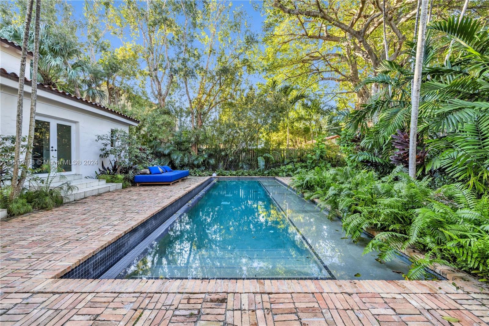 5812 Alton Rd, Miami Beach, FL, 33140 United States, 7 Bedrooms Bedrooms, ,7 BathroomsBathrooms,Residential,For Sale,Alton Rd,A11512188