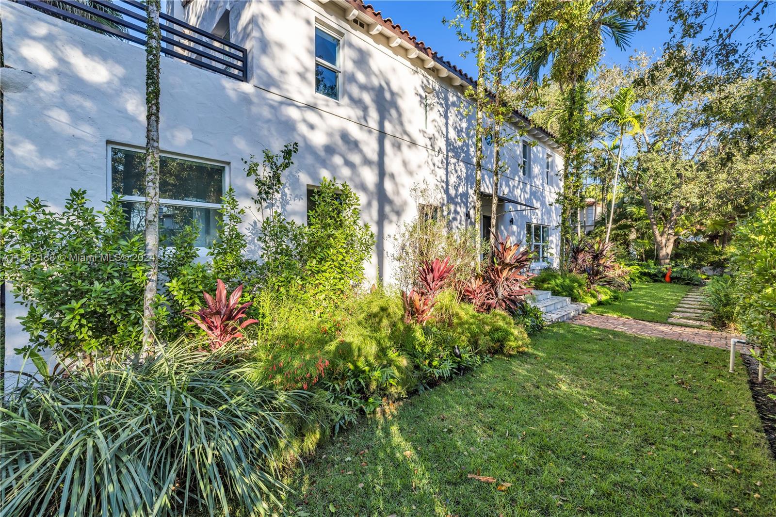 5812 Alton Rd, Miami Beach, FL, 33140 United States, 7 Bedrooms Bedrooms, ,7 BathroomsBathrooms,Residential,For Sale,Alton Rd,A11512188