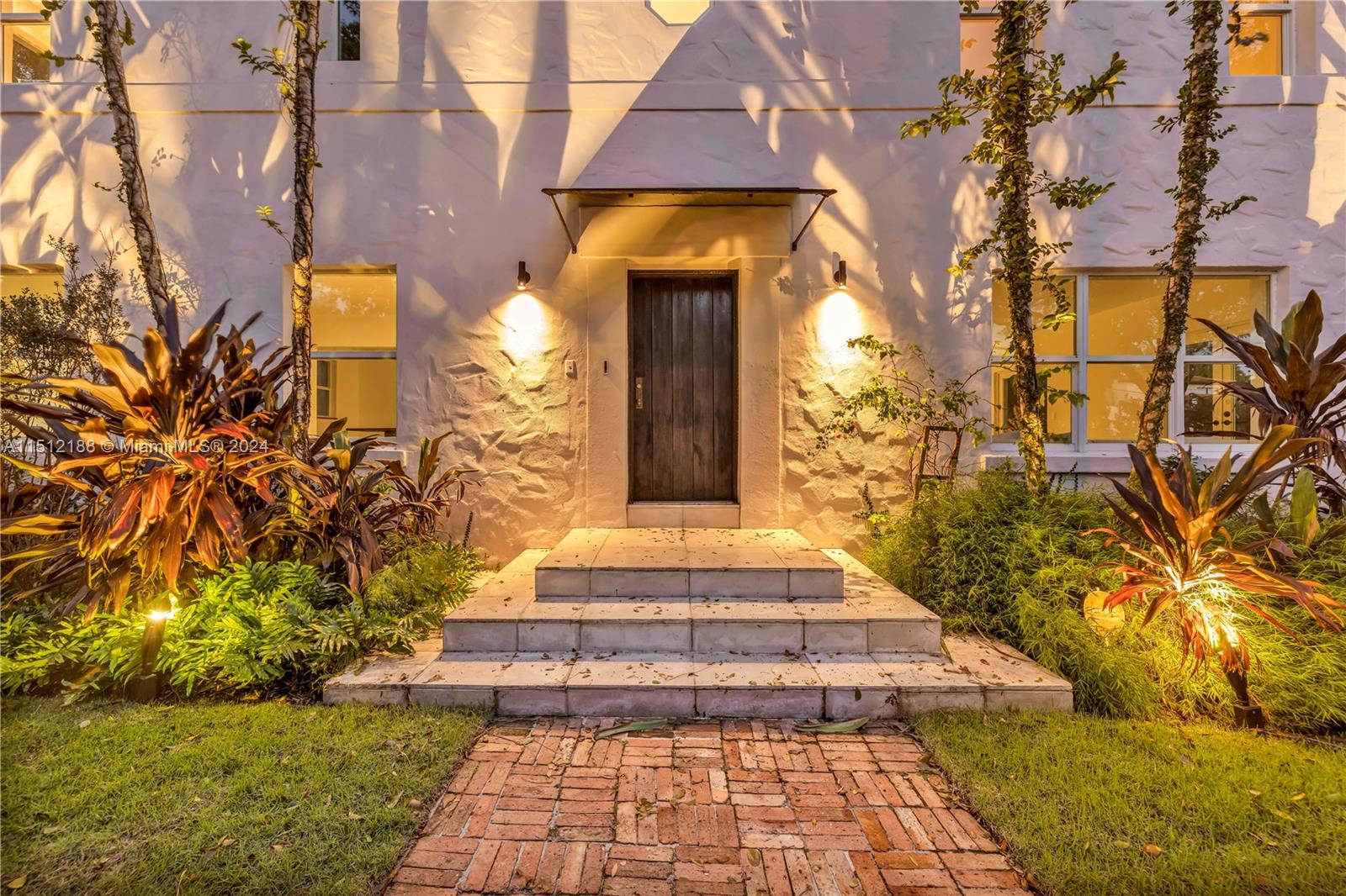 5812 Alton Rd, Miami Beach, FL, 33140 United States, 7 Bedrooms Bedrooms, ,7 BathroomsBathrooms,Residential,For Sale,Alton Rd,A11512188