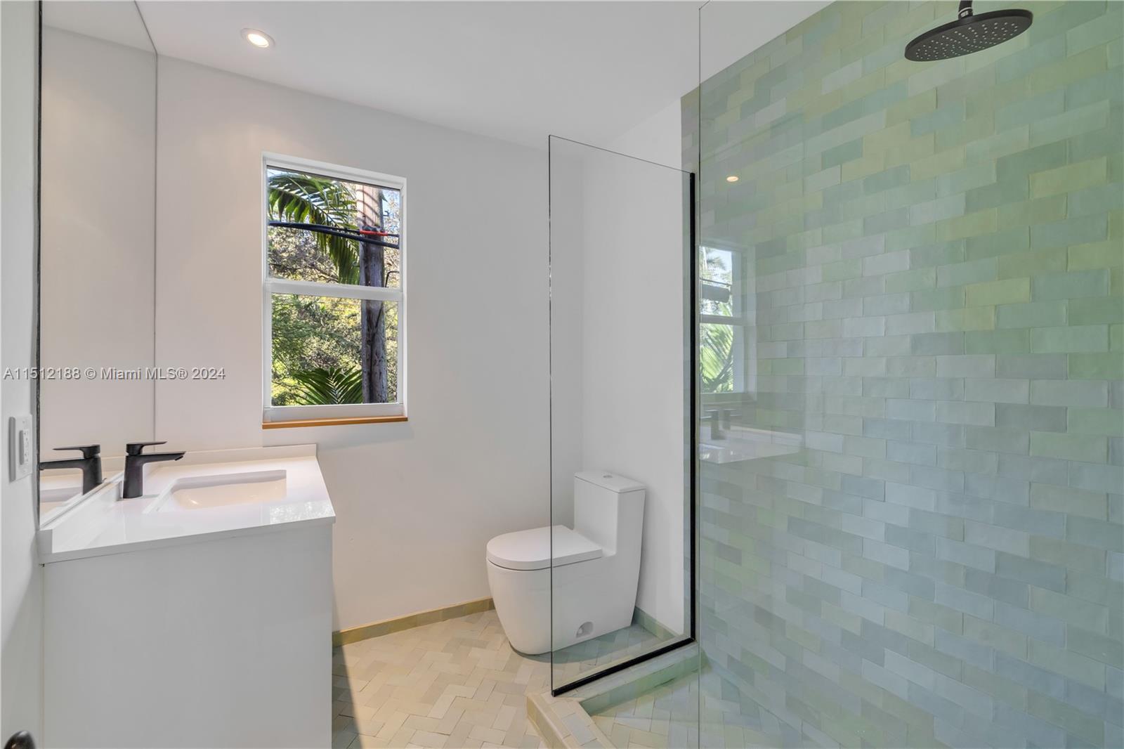 5812 Alton Rd, Miami Beach, FL, 33140 United States, 7 Bedrooms Bedrooms, ,7 BathroomsBathrooms,Residential,For Sale,Alton Rd,A11512188