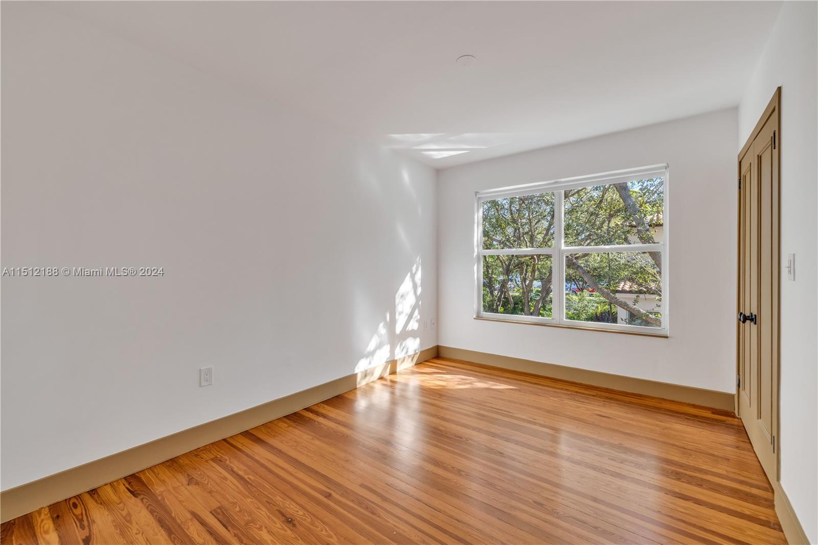 5812 Alton Rd, Miami Beach, FL, 33140 United States, 7 Bedrooms Bedrooms, ,7 BathroomsBathrooms,Residential,For Sale,Alton Rd,A11512188