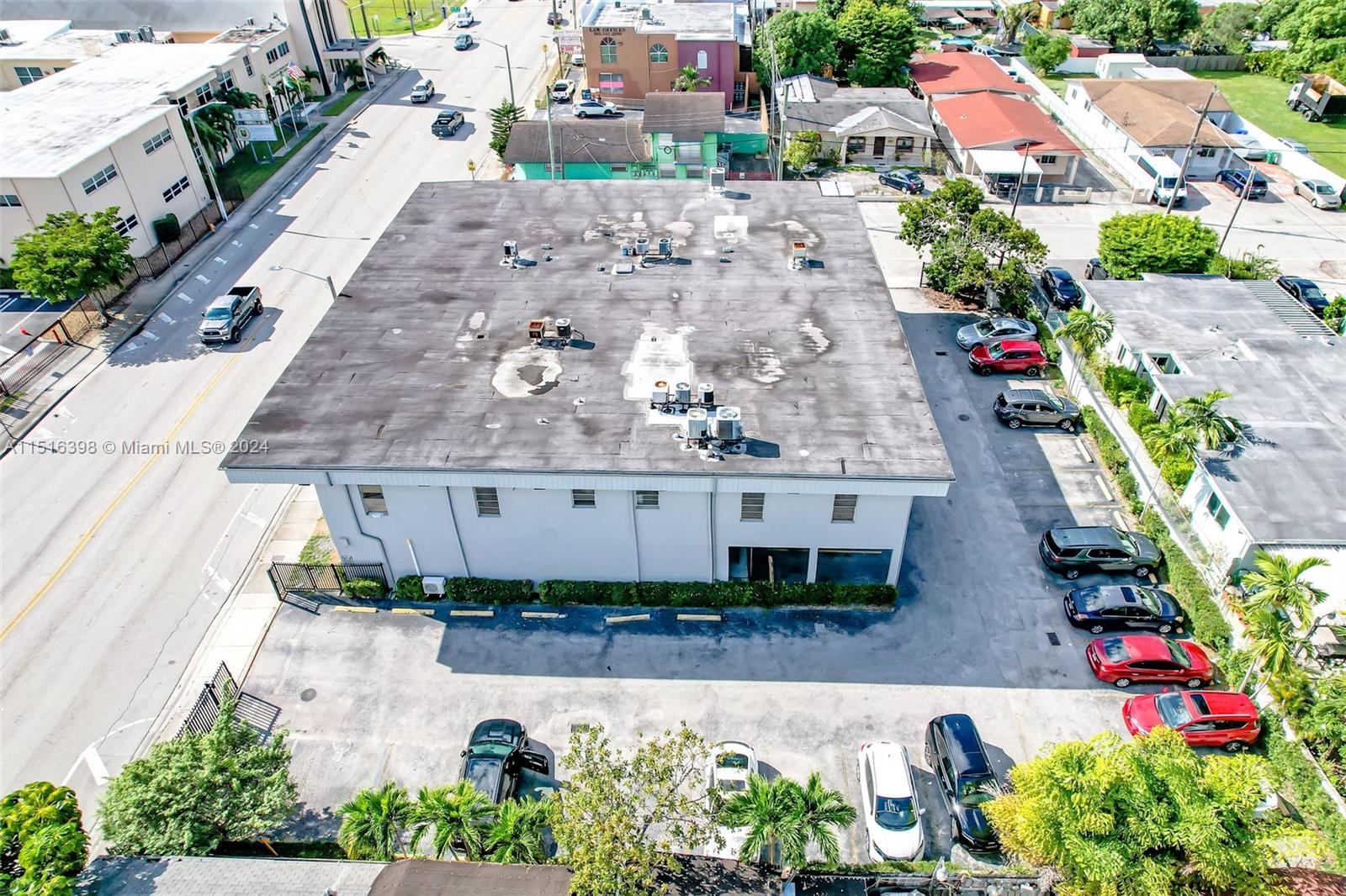 2433 NW 7th St, Miami, Florida 33125, ,Commercialsale,For Sale,2433 NW 7th St,A11516398