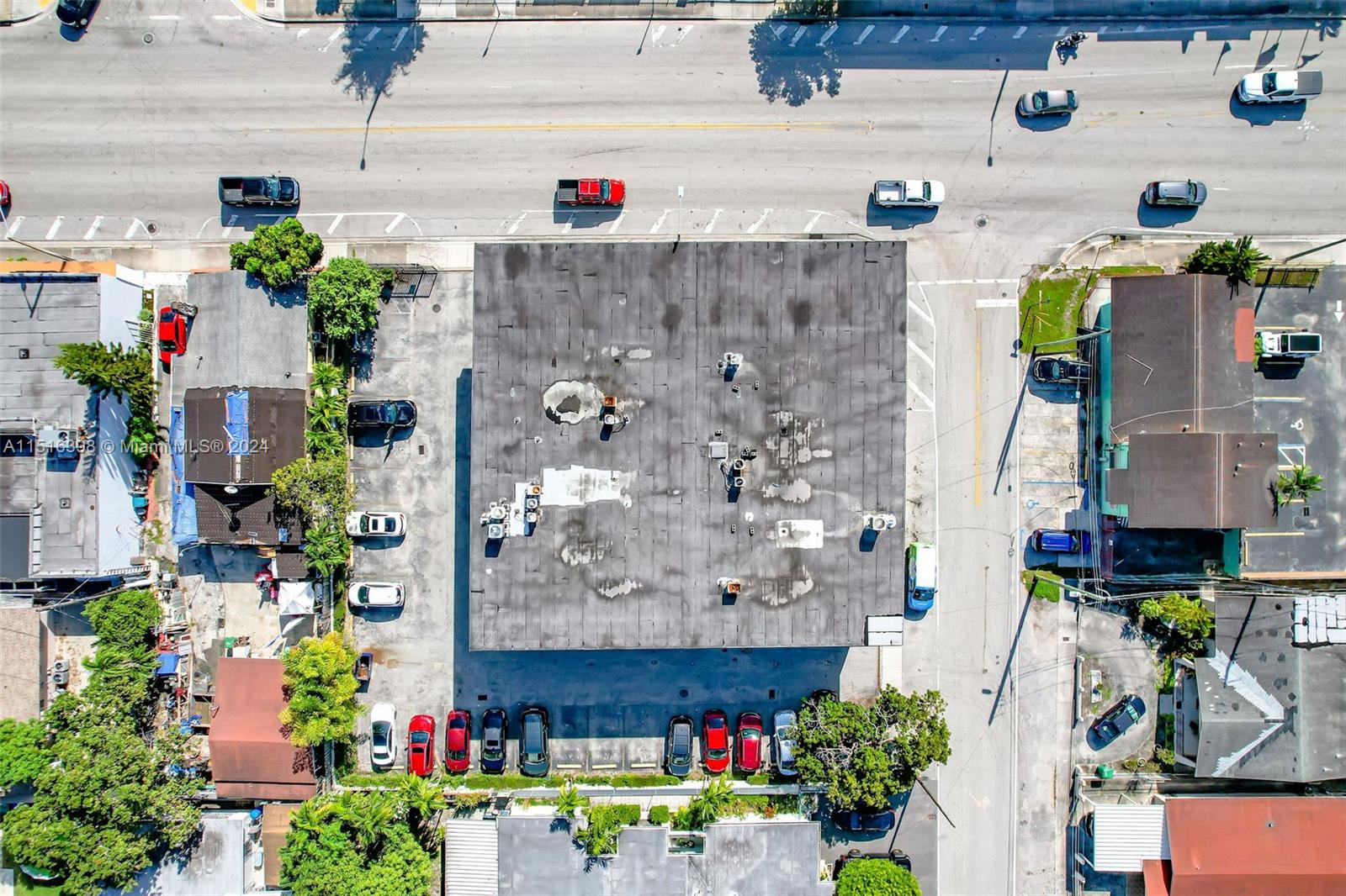 2433 NW 7th St, Miami, Florida 33125, ,Commercialsale,For Sale,2433 NW 7th St,A11516398