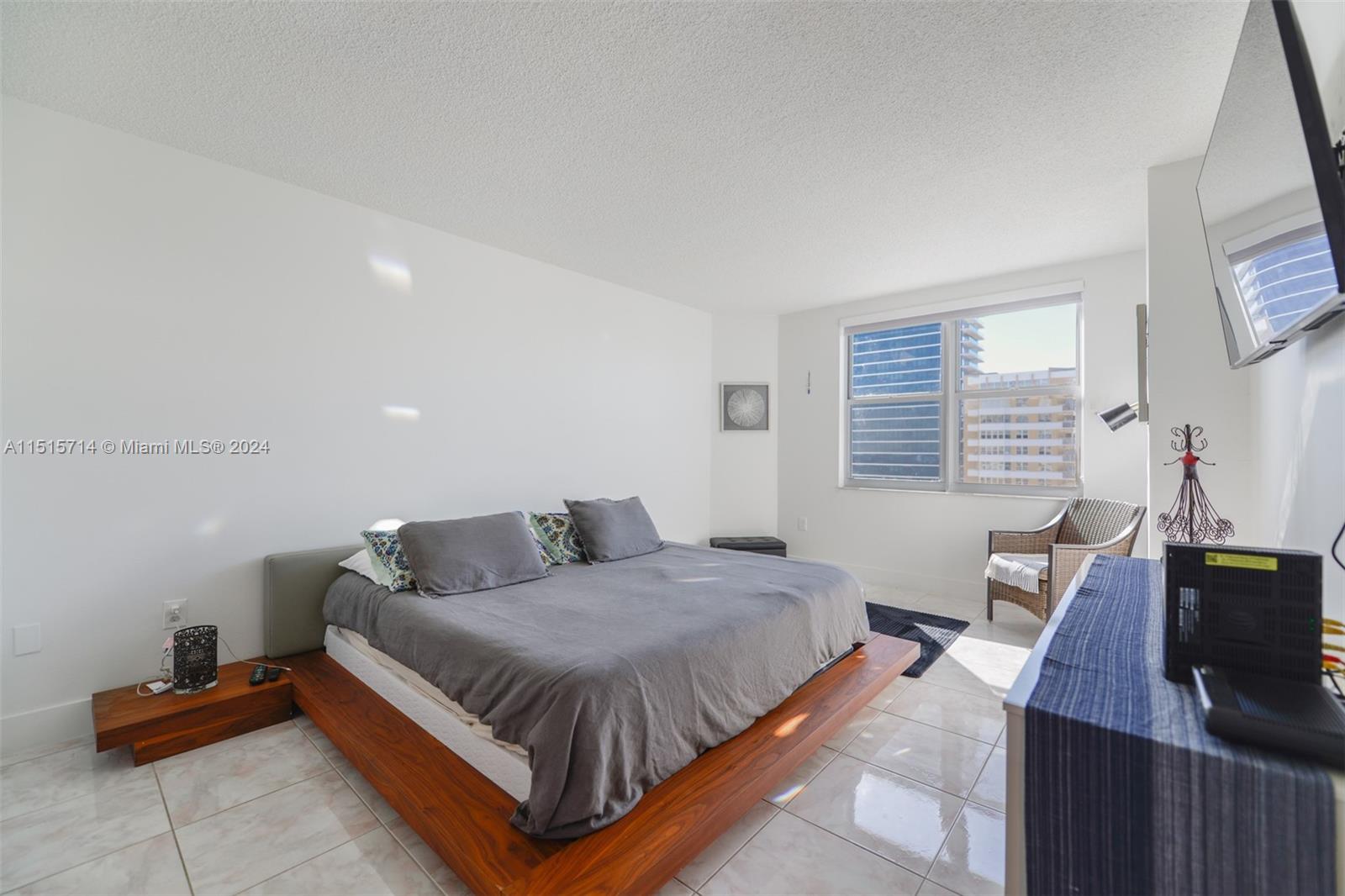 1950 S Ocean Dr 19E, Hallandale Beach, Florida 33009, 3 Bedrooms Bedrooms, ,2 BathroomsBathrooms,Residentiallease,For Rent,1950 S Ocean Dr 19E,A11515714